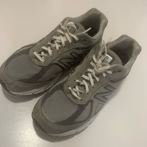 Women’s New Balance 990 Sneakers